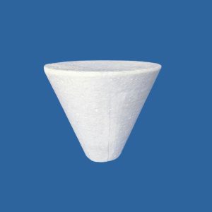 CONES DE ISOPOR MODELO CHAPÉU COM BASE MAIS FINA.